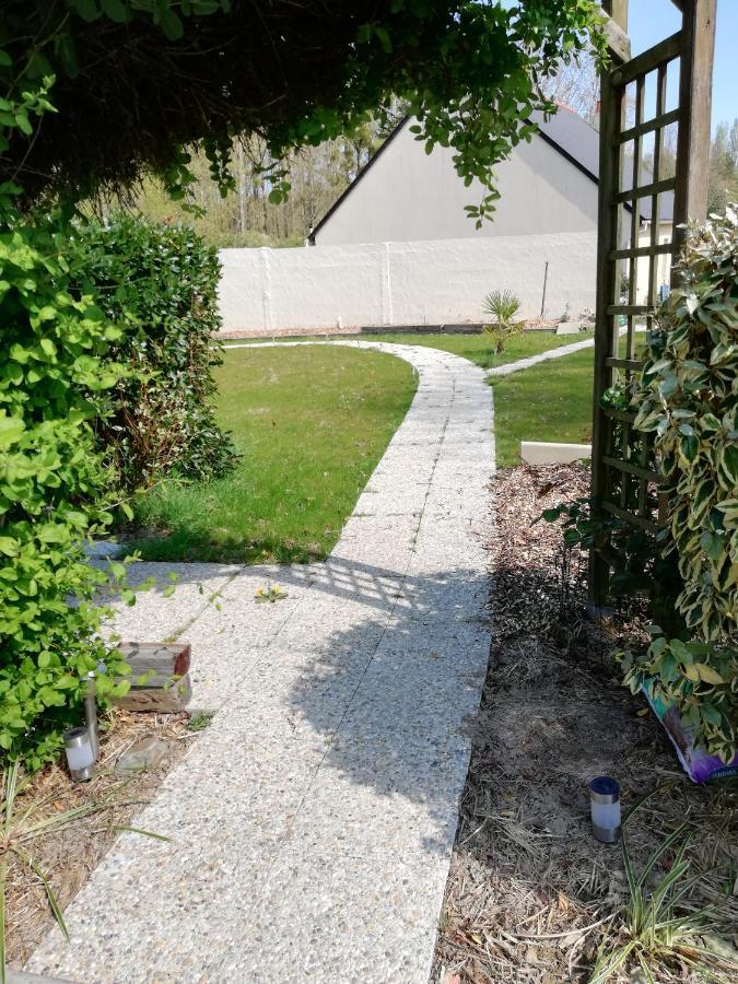 Au Coeur Du Jardin Vila La Boussac Exterior foto